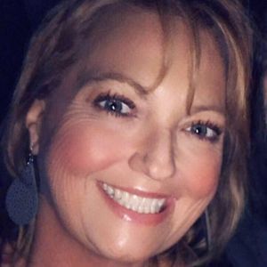 Meet your Posher, Claudia